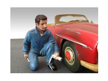 Picture of American Diorama 23789 Mechanic Jerry Figure For 1:18 Diecast Model Cars