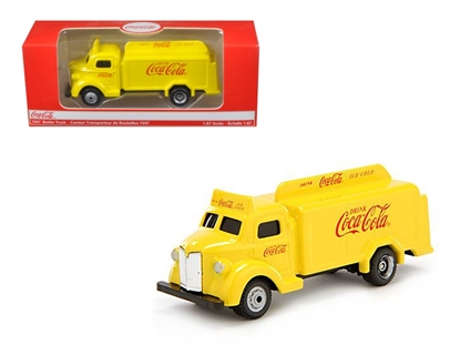 Picture of Motorcity Classics Mcc439954 1947 Coca Cola Delivery Bottle Truck Yellow 1/87 Diecast Model