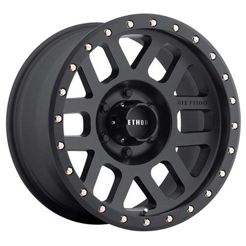 Picture of Grid MR309, 18x9 with 6 on 5.5 Botl Pattern - Matte Black