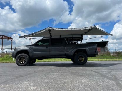 Picture of Body Armor 4x4 Portable Awning - 2025