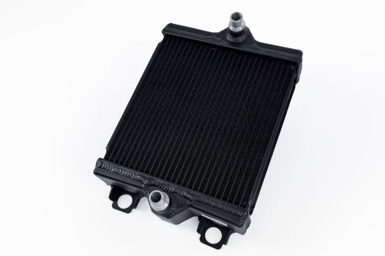 Picture of CSF Cooling - Racing & High Performance Division Radiator - 8355
