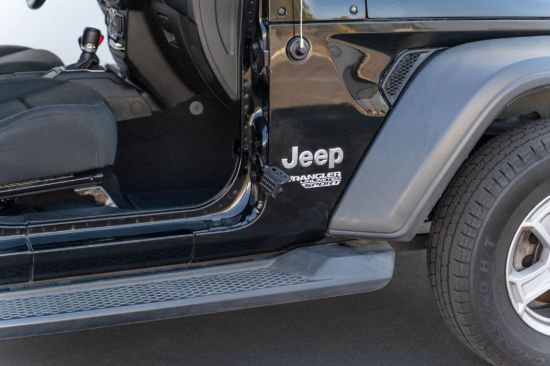 Picture of DV8 Offroad Rocker Panel Guard - STJL-05