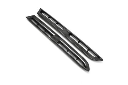 Picture of Seibon Carbon Grille / Fender Vent / Body Badge Kit - FD0910NSGTR
