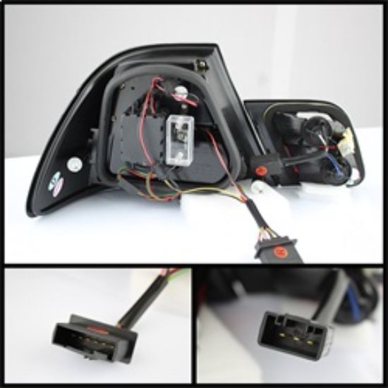 Picture of Spyder Auto Tail Light Set - 5073822