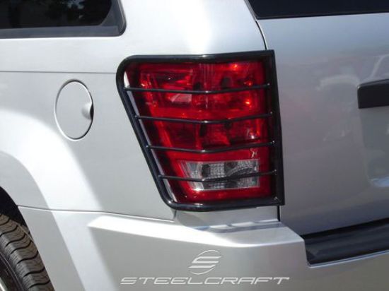 Picture of Steelcraft Tail Light Guard - 32130