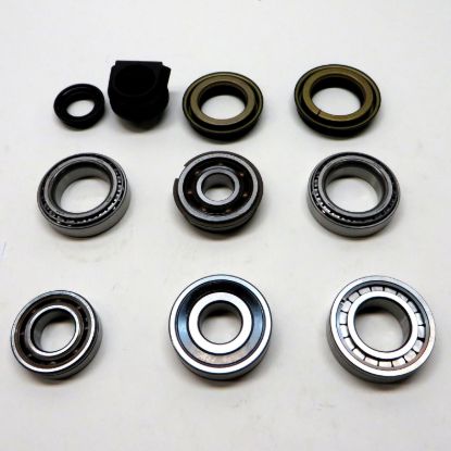 Picture of USA Standard Gear Manual Transmission Bearing and Seal Overhaul Kit - ZMBK472