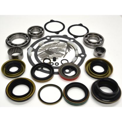 Picture of USA Standard Gear Transfer Case Bearing and Seal Overhaul Kit - ZTBK242B