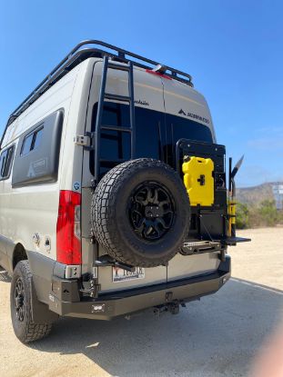 Picture of Aluminess Vehicle-Mounted Ladder - 210572