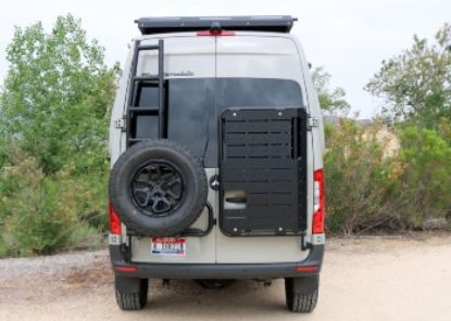 Picture of Aluminess Cargo Storage Compartment - 210602