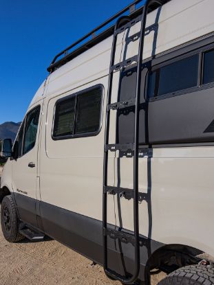 Picture of Aluminess Vehicle-Mounted Ladder - 210706