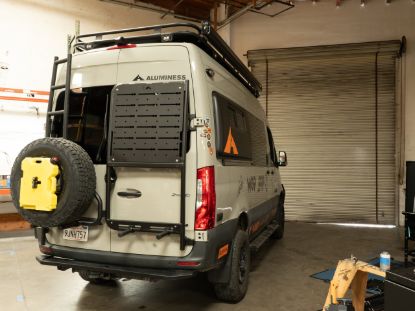 Picture of Aluminess Vehicle-Mounted Ladder - 210766