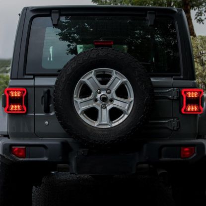 Picture of AMERICAN MODIFIED Tail Light Set - AMJPCA03309