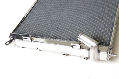 Picture of CSF Cooling - Racing & High Performance Division Radiator - 7016