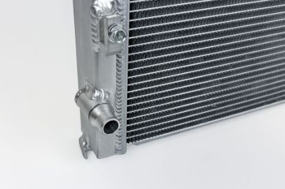 Picture of CSF Cooling - Racing & High Performance Division Radiator - 7089