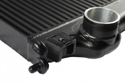 Picture of CSF Cooling - Racing & High Performance Division Intercooler - 7107