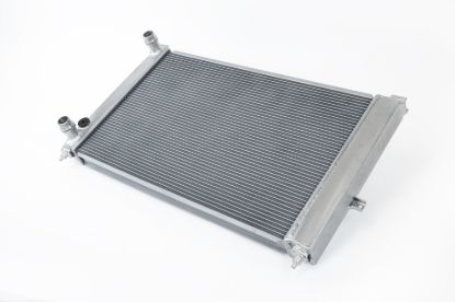 Picture of CSF Cooling - Racing & High Performance Division Radiator - 7204