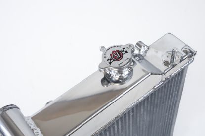 Picture of CSF Cooling - Racing & High Performance Division Radiator - 7209