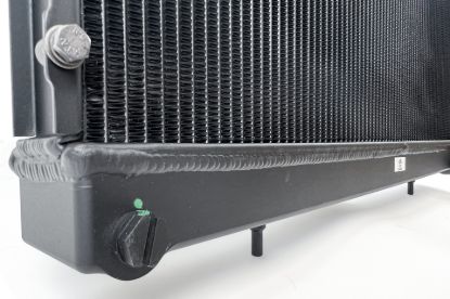 Picture of CSF Cooling - Racing & High Performance Division Radiator - 7217B
