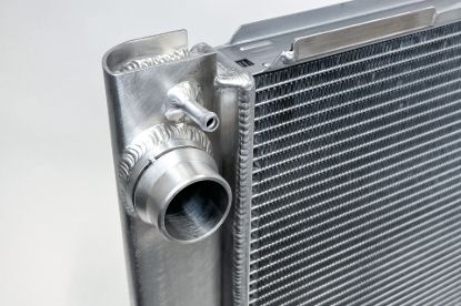 Picture of CSF Cooling - Racing & High Performance Division Radiator - 7218