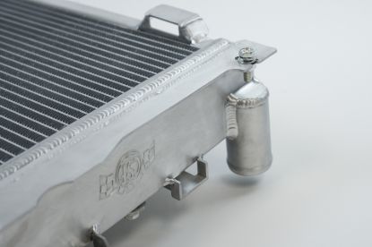 Picture of CSF Cooling - Racing & High Performance Division Radiator - 7220