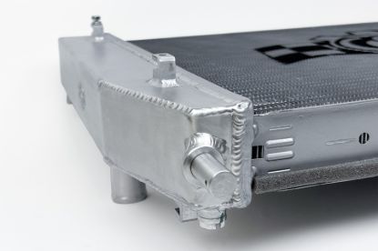 Picture of CSF Cooling - Racing & High Performance Division Radiator - 7223