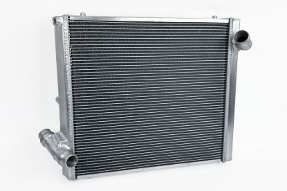Picture of CSF Cooling - Racing & High Performance Division Radiator - 7242