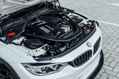 Picture of CSF Cooling - Racing & High Performance Division Intercooler - 8082