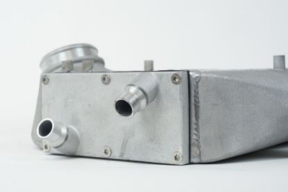 Picture of CSF Cooling - Racing & High Performance Division Intercooler - 8082R