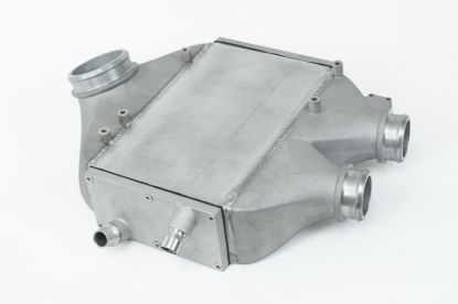 Picture of CSF Cooling - Racing & High Performance Division Intercooler - 8082R