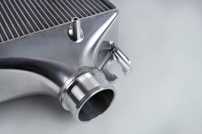 Picture of CSF Cooling - Racing & High Performance Division Intercooler - 8188