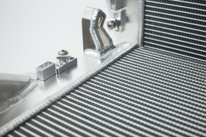 Picture of CSF Cooling - Racing & High Performance Division Intercooler - 8211R