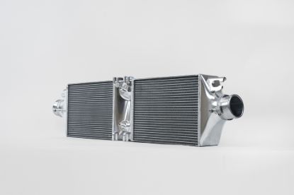 Picture of CSF Cooling - Racing & High Performance Division Intercooler - 8217