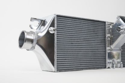 Picture of CSF Cooling - Racing & High Performance Division Intercooler - 8217