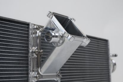 Picture of CSF Cooling - Racing & High Performance Division Intercooler - 8217