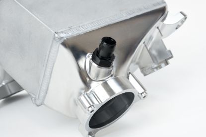 Picture of CSF Cooling - Racing & High Performance Division Intercooler - 8233C