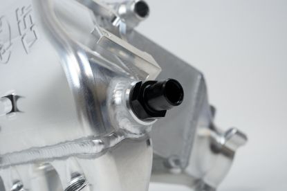 Picture of CSF Cooling - Racing & High Performance Division Intercooler - 8233C