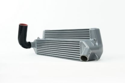 Picture of CSF Cooling - Racing & High Performance Division Intercooler - 8238