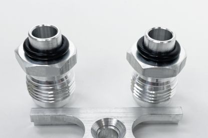 Picture of CSF Cooling - Racing & High Performance Division Engine Oil Cooler Line Adapter - 8241