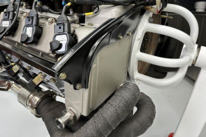 Picture of CSF Cooling - Racing & High Performance Division Engine Oil Cooler - 8242