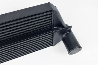 Picture of CSF Cooling - Racing & High Performance Division Intercooler - 8285B