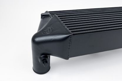 Picture of CSF Cooling - Racing & High Performance Division Intercooler - 8285B
