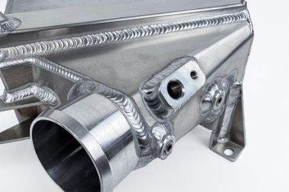 Picture of CSF Cooling - Racing & High Performance Division Intercooler - 8352
