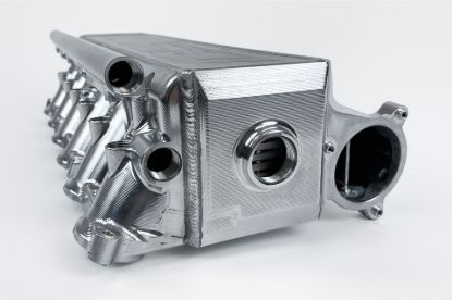Picture of CSF Cooling - Racing & High Performance Division Intercooler - 8400