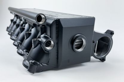 Picture of CSF Cooling - Racing & High Performance Division Intercooler - 8400B