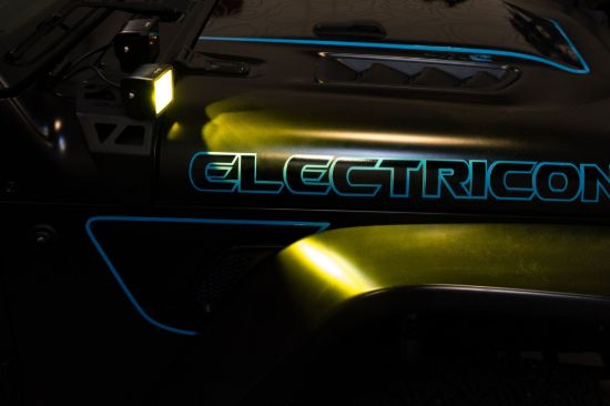 Picture of DV8 Offroad Hood Light Pod - BE3EW40W-A