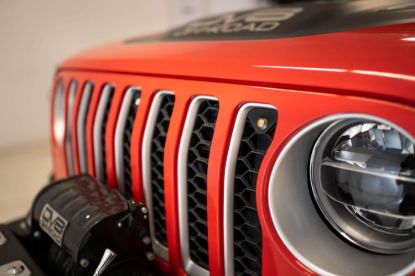 Picture of DV8 Offroad Back Up / Side Marker Light Assembly - GRJL-02