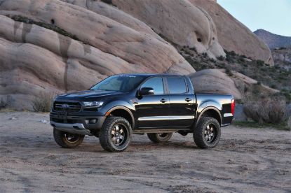 Picture of Fabtech Suspension Lift Kit - K2323