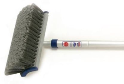 ADJ. A BRUSH 3-6 FT HANDLE FLO WITH BRUSH - PROD440