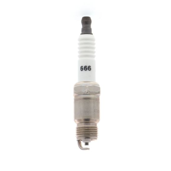 AUTOLITE SPARK PLUGS BOX OF 4 - 666