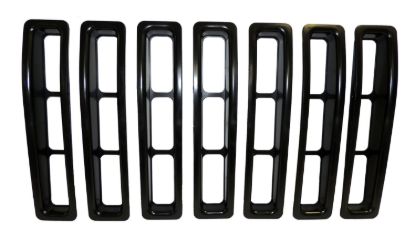 CROWN AUTO GRILLE INSERT SET - RT26043